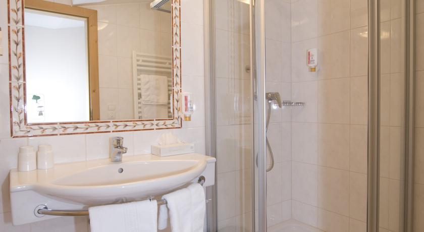Vital - Und Wellnesshotel Hanneshof Filzmoos Oda fotoğraf